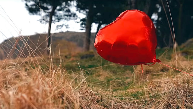 Опубликовано официальное видео к синглу "Sun Is Rising"